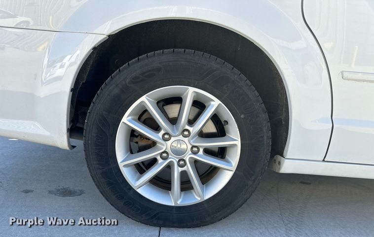 image for item ER8667 2016 Dodge Grand Caravan SXT van