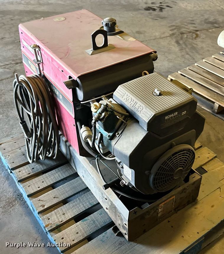 image for item ER8673 Lincoln Ranger 9 welder/generator
