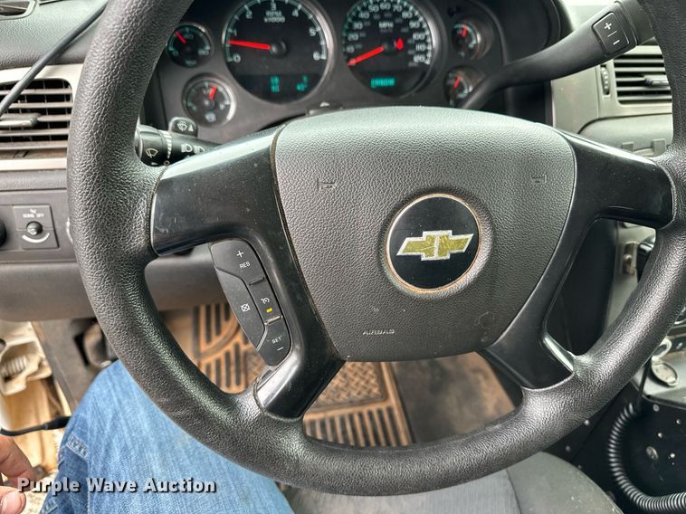 image for item ER8679 2013 Chevrolet Tahoe Police SUV