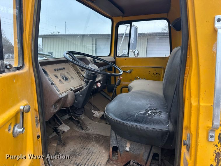 image for item ER8711 1982 Ford 700 oil distributor truck