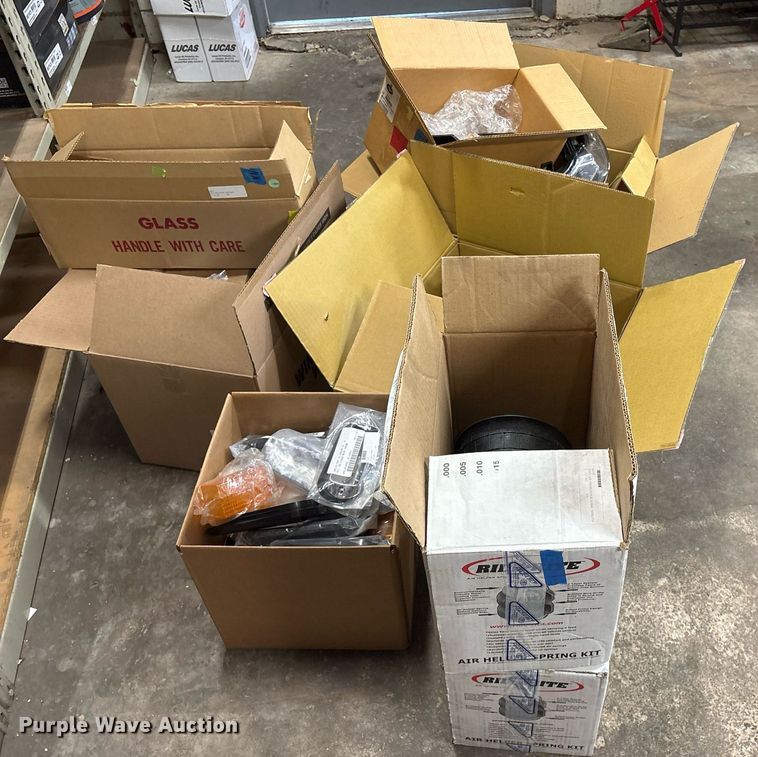 image for item EY9867 Automotive parts