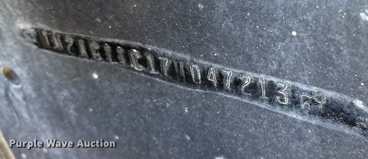 image for item EY9871 2007 Mack CV713 roll-off container truck