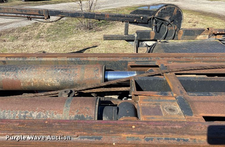 image for item EY9871 2007 Mack CV713 roll-off container truck