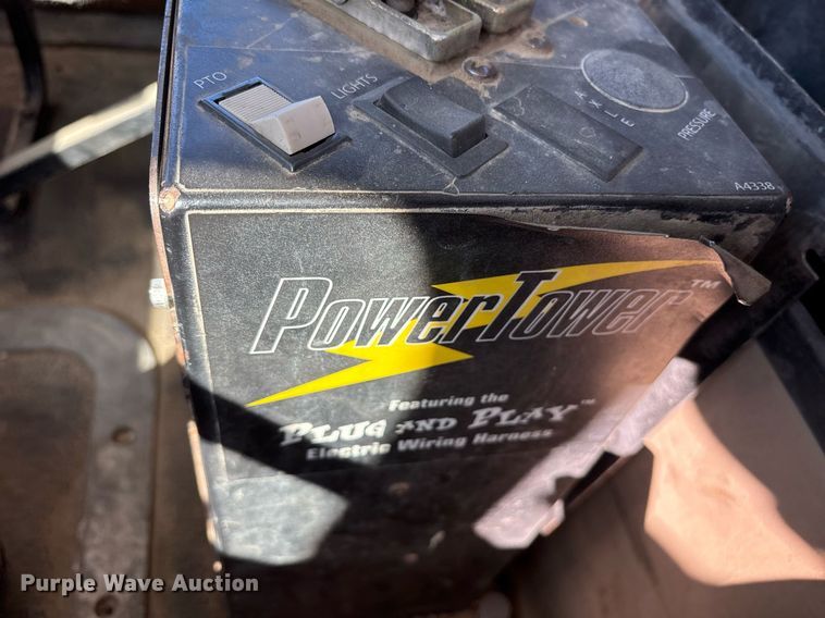 image for item EY9871 2007 Mack CV713 roll-off container truck