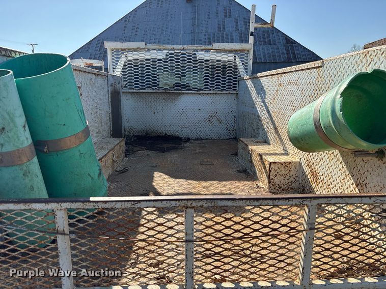 image for item EY9873 2014 Dodge Ram 4500 Crew Cab utility / service truck