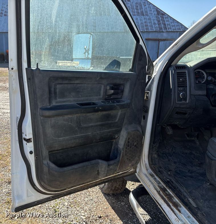 image for item EY9873 2014 Dodge Ram 4500 Crew Cab utility / service truck