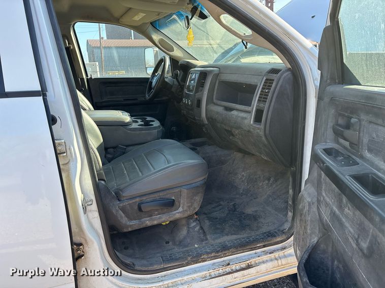 image for item EY9873 2014 Dodge Ram 4500 Crew Cab utility / service truck