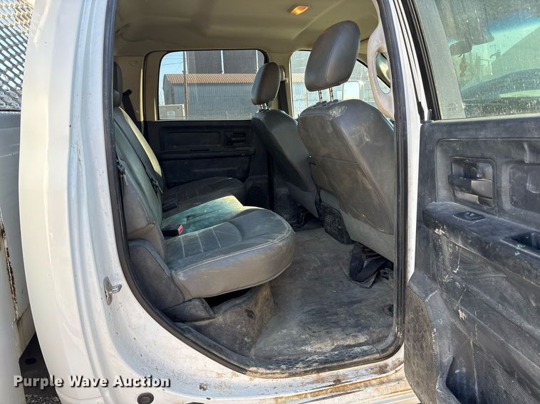 image for item EY9873 2014 Dodge Ram 4500 Crew Cab utility / service truck