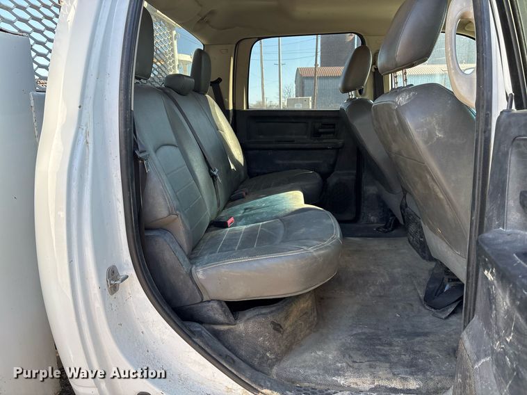 image for item EY9873 2014 Dodge Ram 4500 Crew Cab utility / service truck