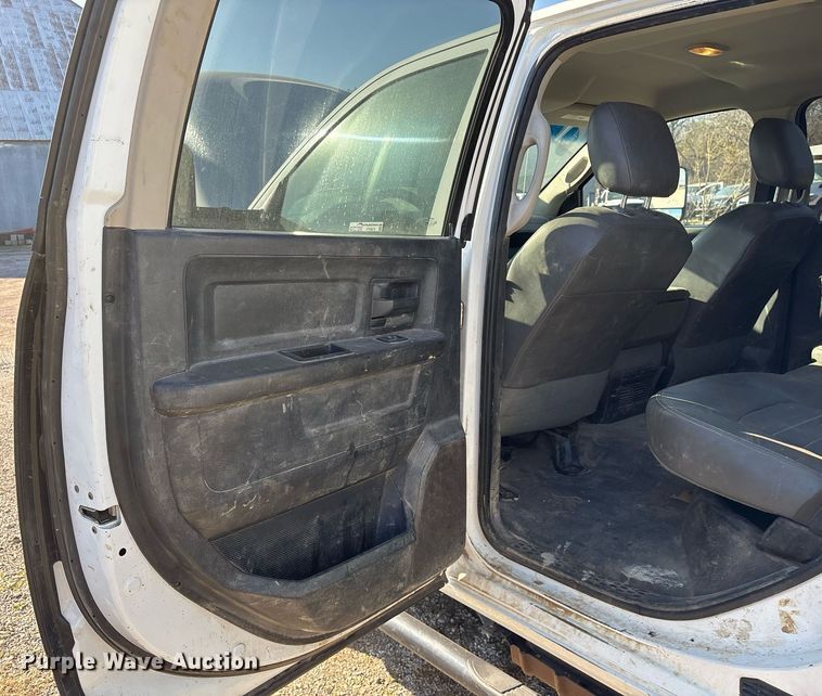 image for item EY9873 2014 Dodge Ram 4500 Crew Cab utility / service truck