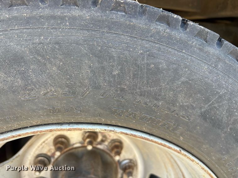 image for item EY9873 2014 Dodge Ram 4500 Crew Cab utility / service truck