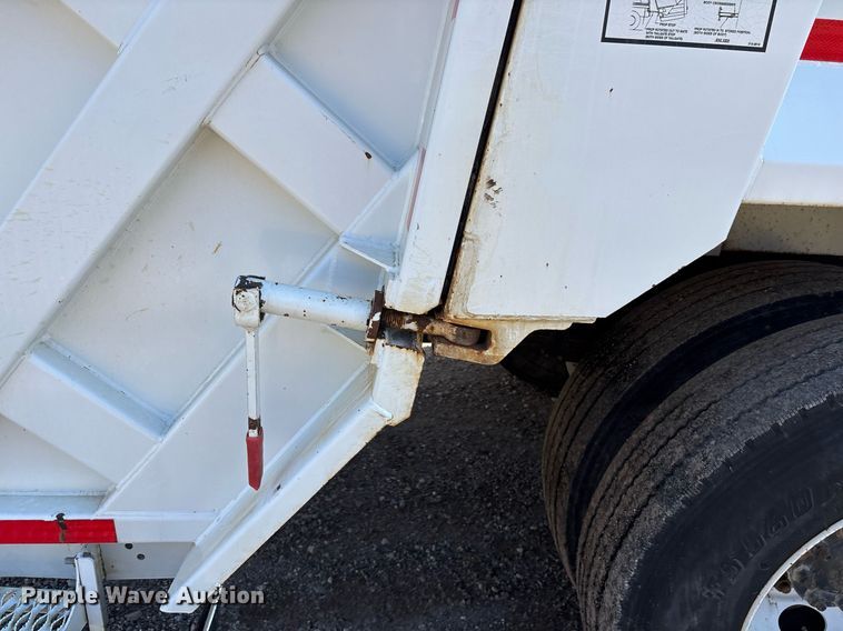 image for item EY9874 2012 International 7400 SBA refuse truck