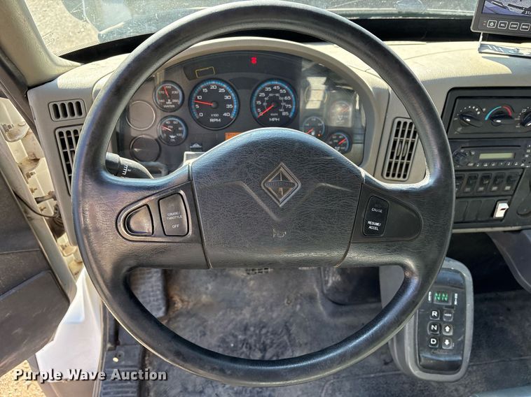 image for item EY9874 2012 International 7400 SBA refuse truck