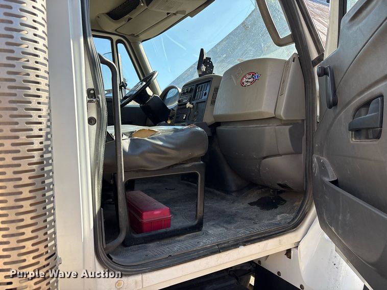 image for item EY9874 2012 International 7400 SBA refuse truck