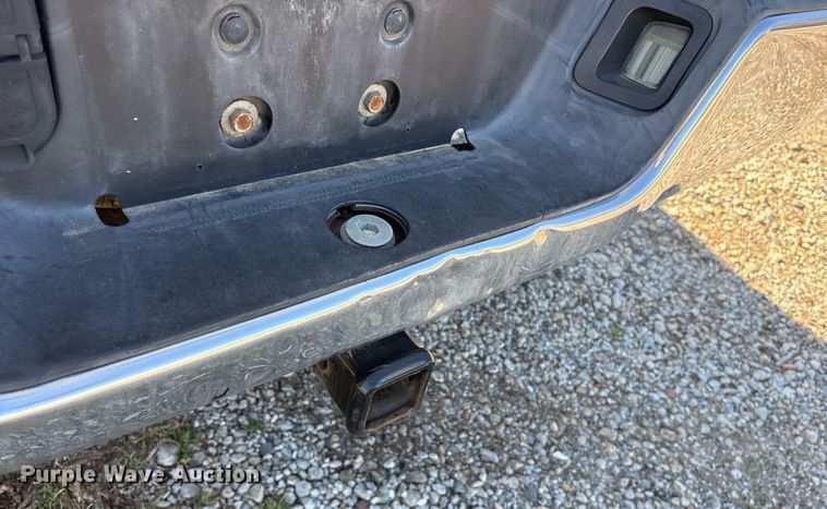 image for item EY9875 2010 Dodge Ram 1500 Quad Cab pickup truck