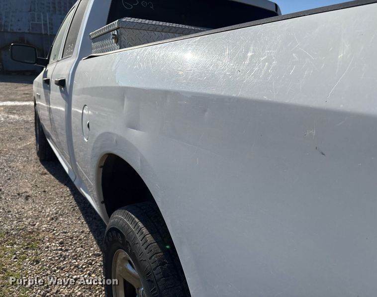 image for item EY9875 2010 Dodge Ram 1500 Quad Cab pickup truck