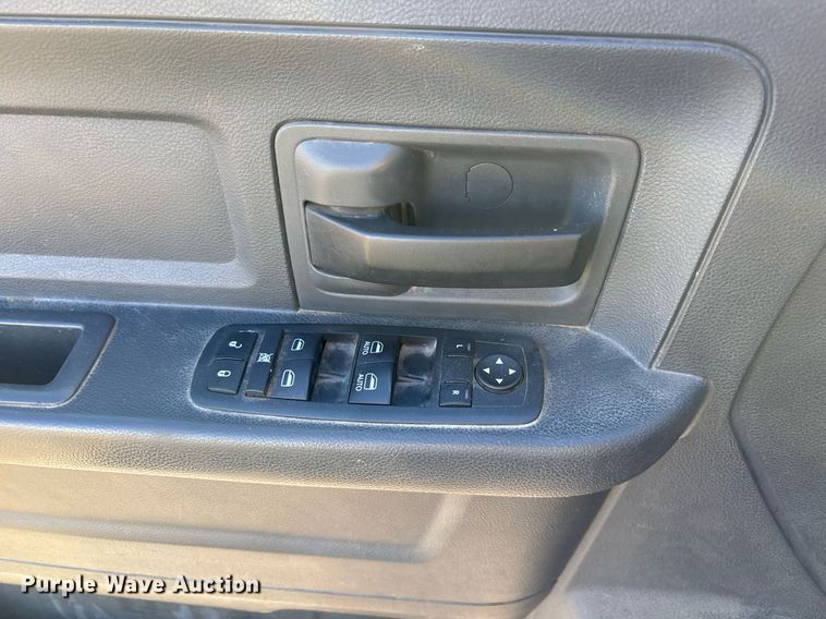 image for item EY9875 2010 Dodge Ram 1500 Quad Cab pickup truck