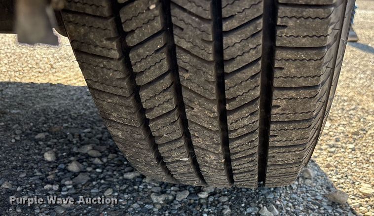 image for item EY9875 2010 Dodge Ram 1500 Quad Cab pickup truck