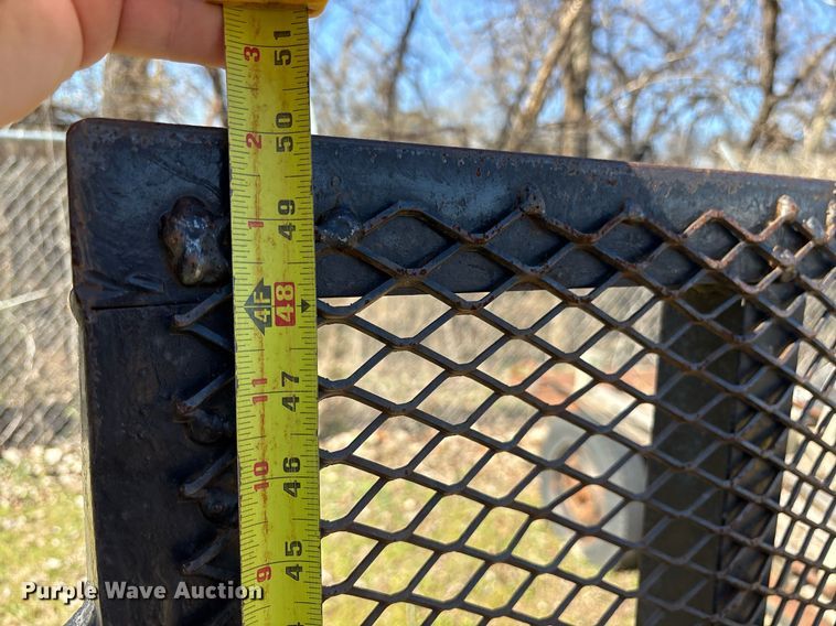 image for item EY9878 2013 Trail Master utility trailer