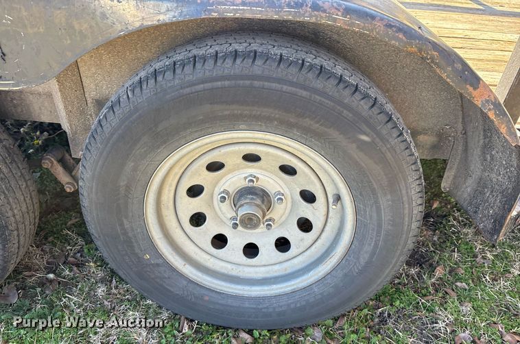 image for item EY9878 2013 Trail Master utility trailer