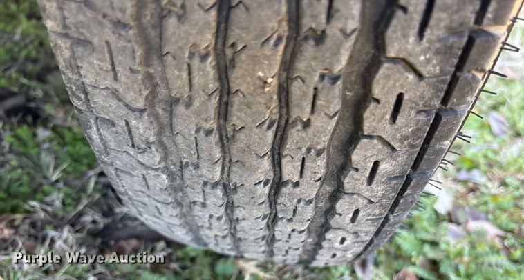 image for item EY9878 2013 Trail Master utility trailer