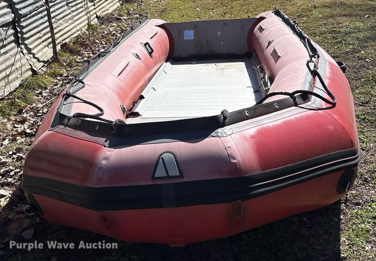 image for item EY9880 2009 Achilles SG-156 inflatable raft