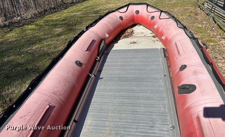 image for item EY9880 2009 Achilles SG-156 inflatable raft