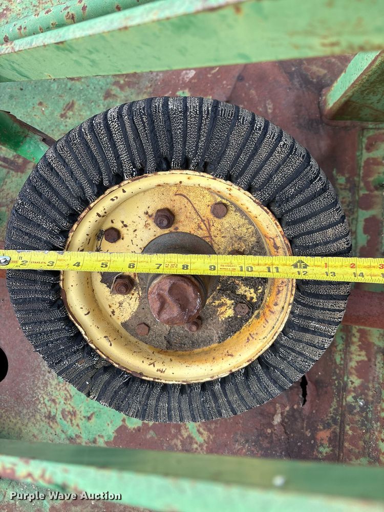 image for item EY9898 John Deere MX6 rotary mower