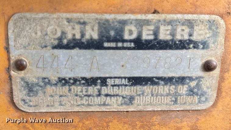 image for item EY9900 1980 John Deere JD444 wheel loader