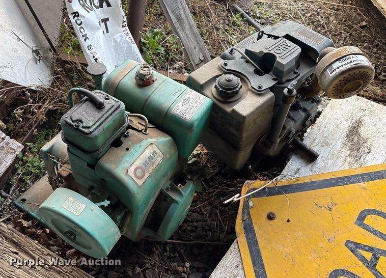 image for item EY9902 (2) engines