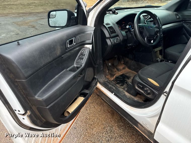 image for item LH9475 2016 Ford Explorer Police Interceptor  SUV