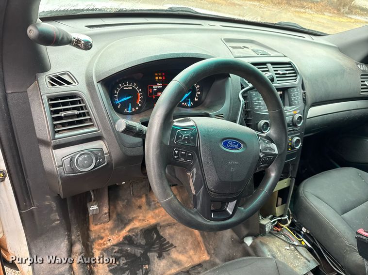 image for item LH9475 2016 Ford Explorer Police Interceptor  SUV