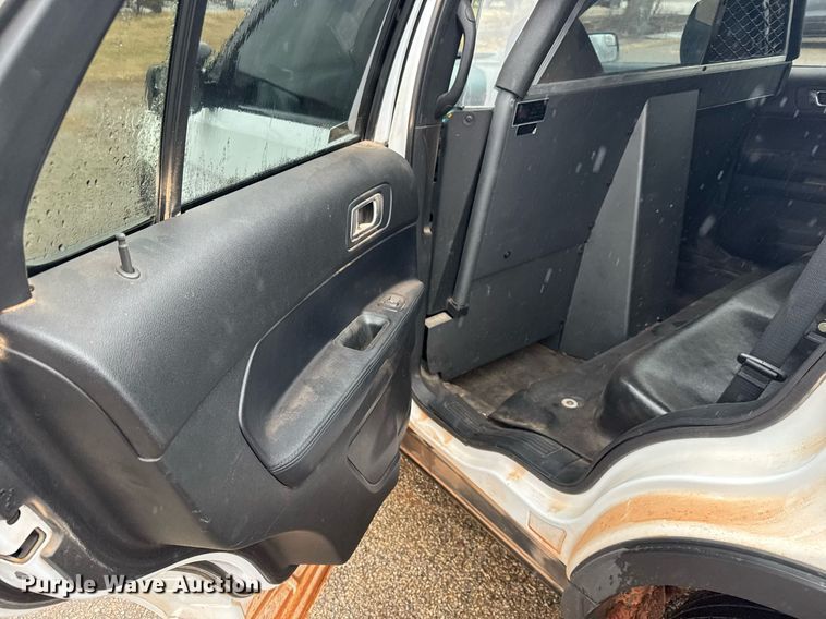 image for item LH9475 2016 Ford Explorer Police Interceptor  SUV