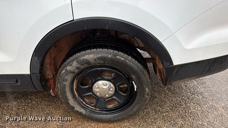 image for item LH9475 2016 Ford Explorer Police Interceptor  SUV