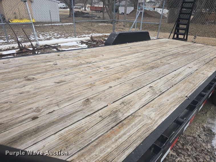 image for item NI9475 2012 Load Trail equipment trailer