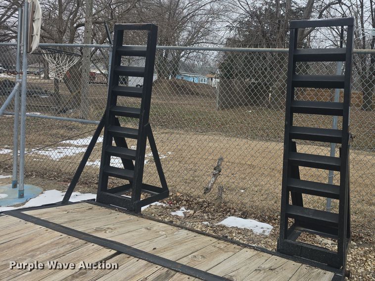 image for item NI9475 2012 Load Trail equipment trailer