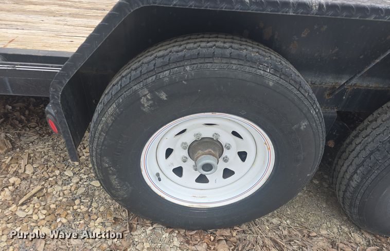 image for item NI9475 2012 Load Trail equipment trailer