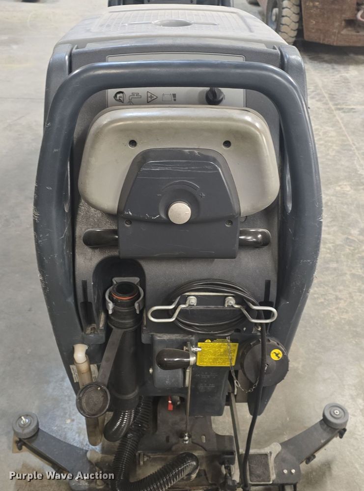 image for item NI9477 (2) Adfinity 24D AXP floor cleaners