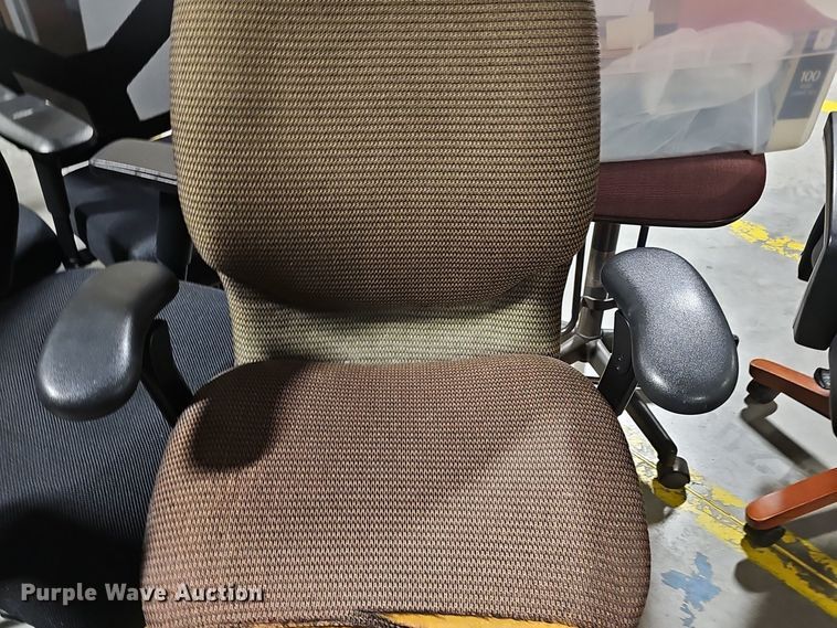 image for item NI9481 Furniture