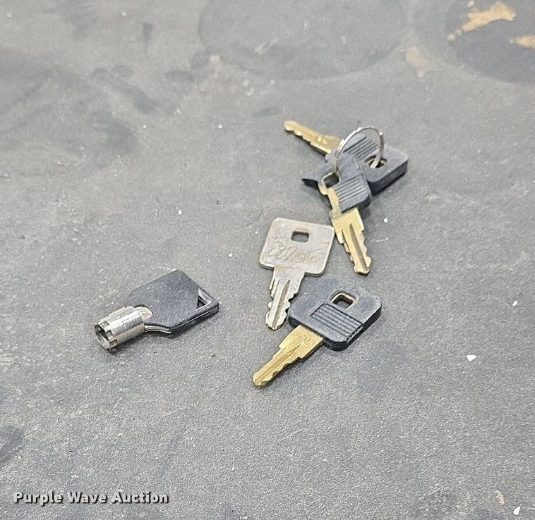 image for item NI9483  (6) toolboxes