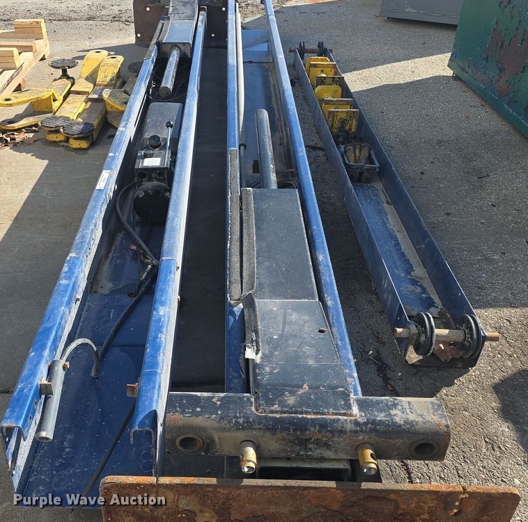 image for item NI9484 Versymmetric Challenger  3900 2-post lift