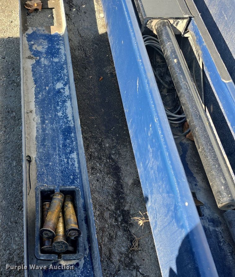 image for item NI9484 Versymmetric Challenger  3900 2-post lift