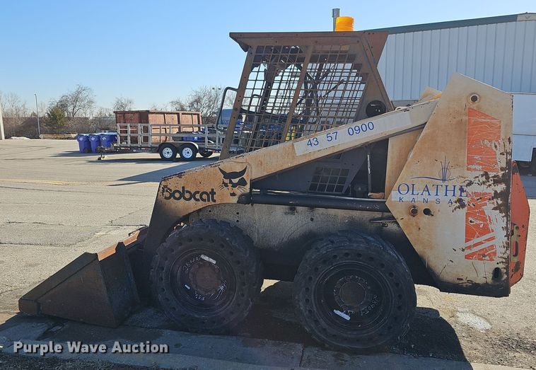 image for item NI9487 1993 Bobcat 843B skid steer loader
