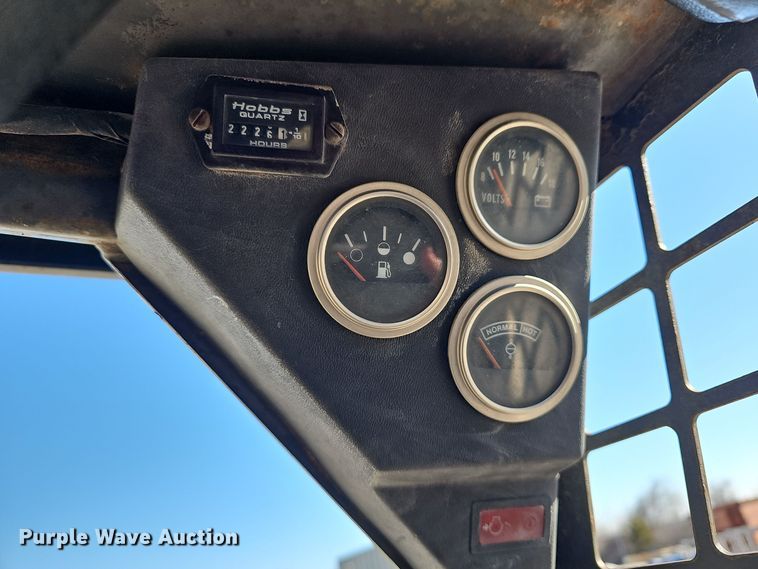 image for item NI9487 1993 Bobcat 843B skid steer loader