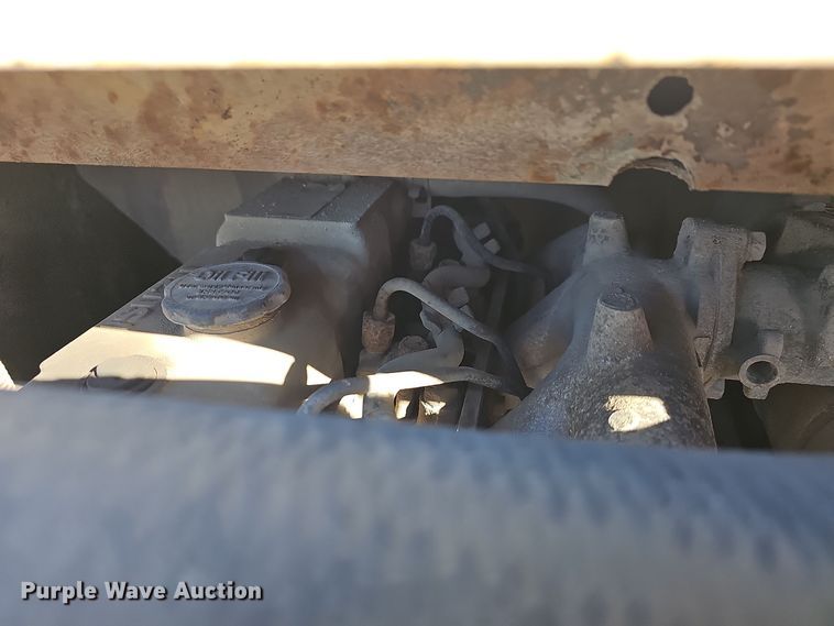 image for item NI9487 1993 Bobcat 843B skid steer loader