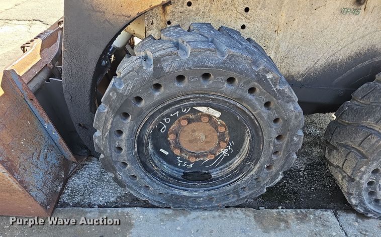 image for item NI9487 1993 Bobcat 843B skid steer loader