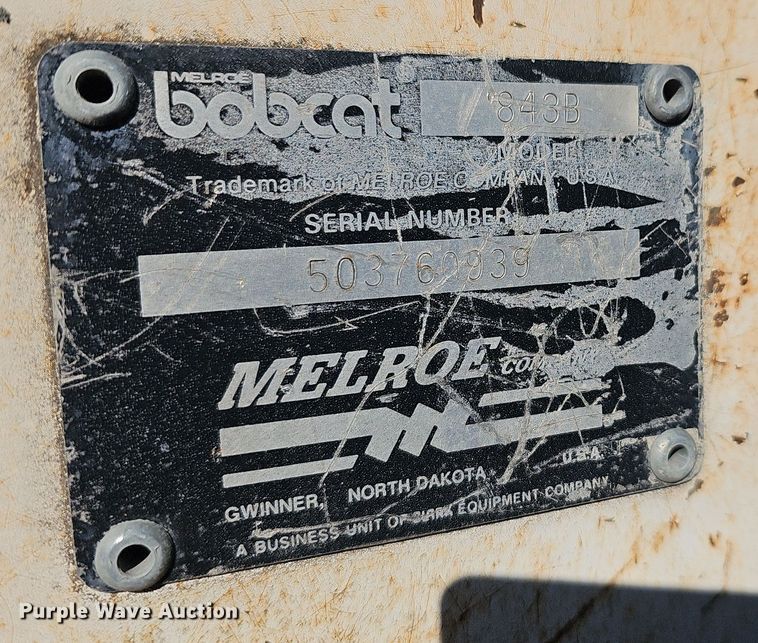 image for item NI9487 1993 Bobcat 843B skid steer loader