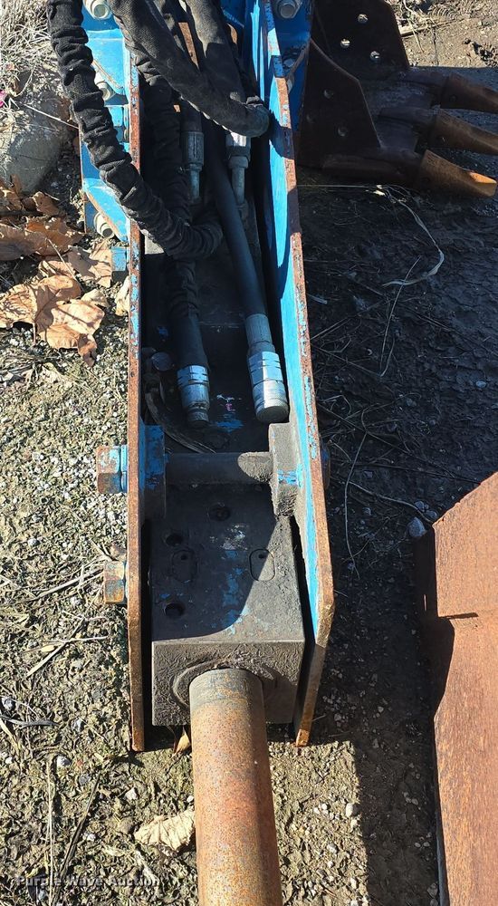 image for item NI9491 Okada ORV800 breaker