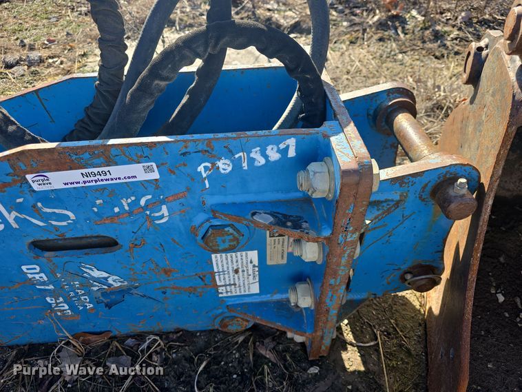 image for item NI9491 Okada ORV800 breaker