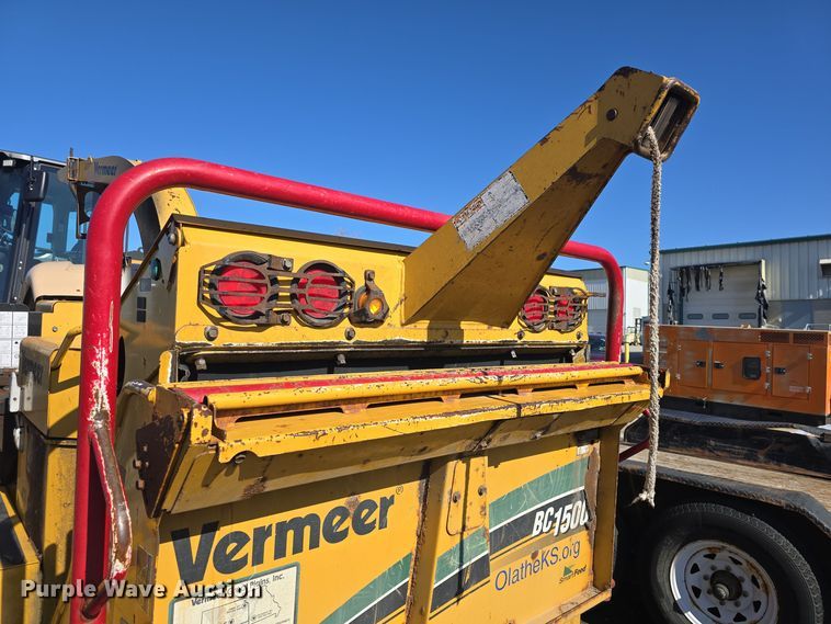 image for item NI9496 2008 Vermeer BC1500 wood chipper